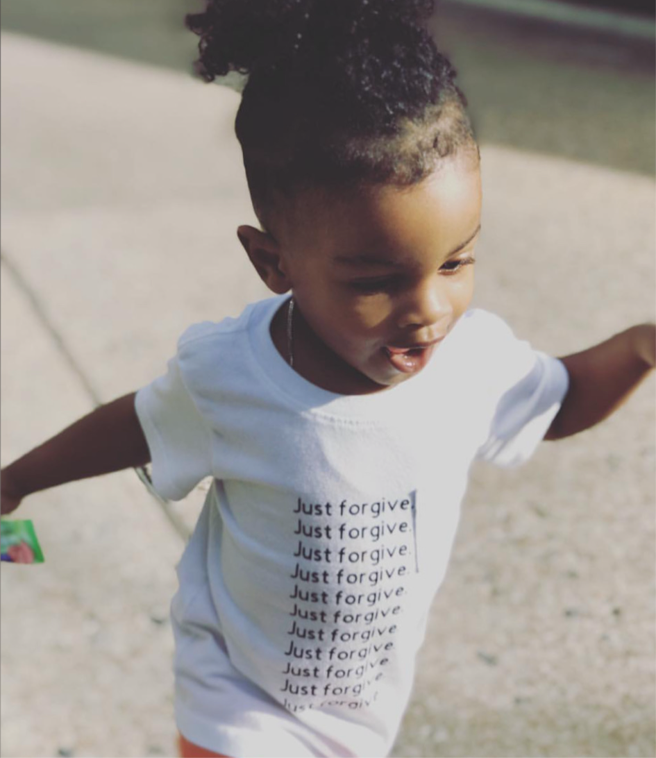 SCNY 10433 | Just Forgive Messenger Tee