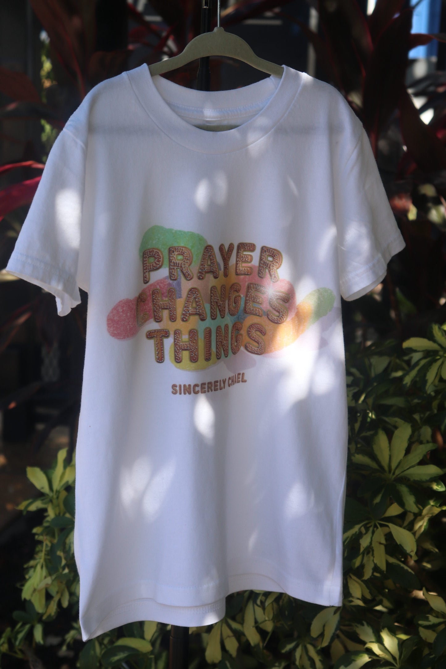 Sweet Tooth Prayer Changes Things Messenger Tee